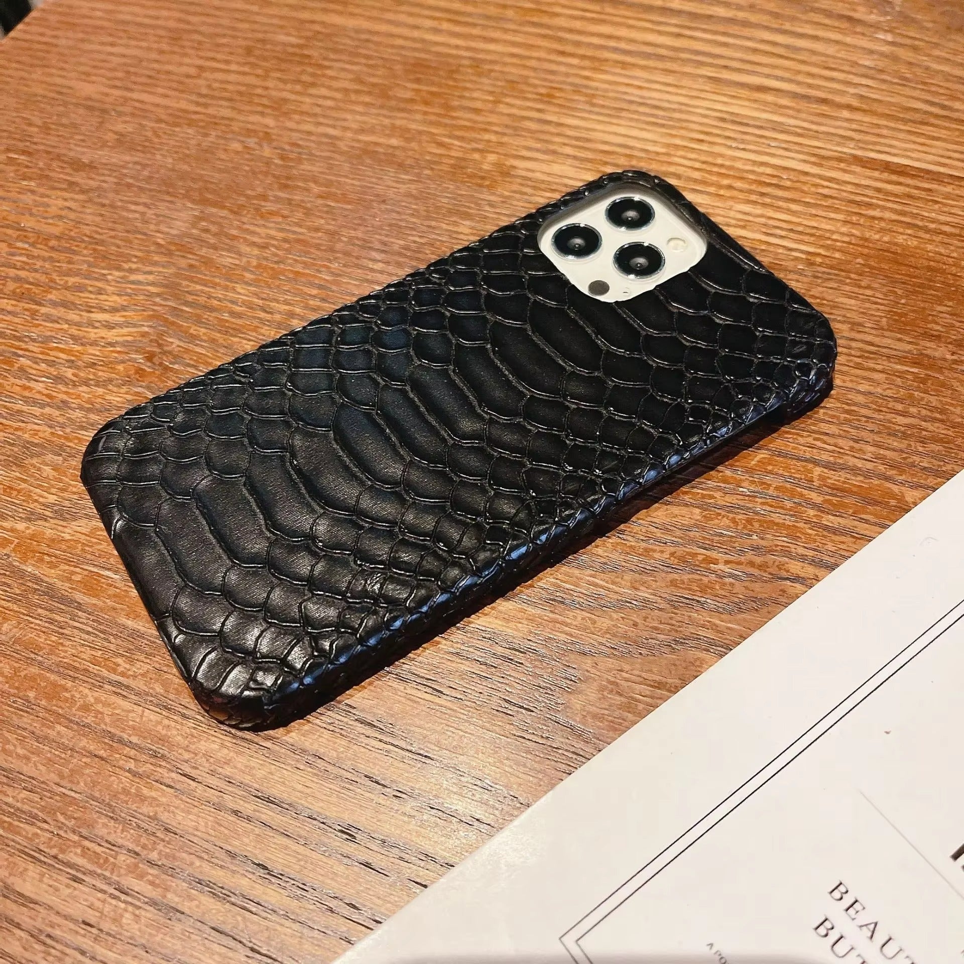 Luxury iPhone Case — Python Skin Pattern Hard Cover with Anti-Drop Shockproof Protection, Anti-Fingerprint Anti-Scratch PU Leather Design