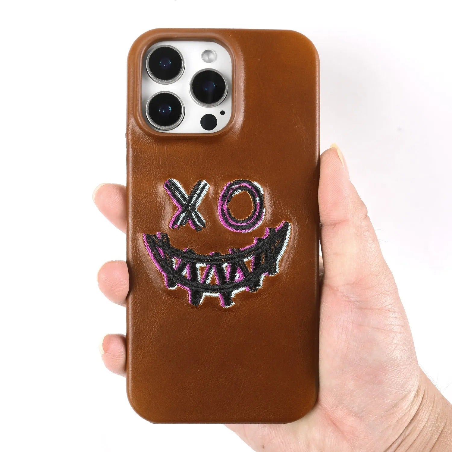 Luxury iPhone Case — Retro Embroidered Genuine Leather Cover with Full-Grain Vintage Design, Shockproof Anti-Scratch Protection & Lightweight Non-Slip Finish