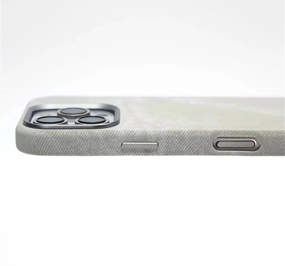 Luxury iPhone Case — Retro Flannel Magnetic Microfiber Cover with Matte Finish, Half-Wrapped Protection & MagSafe Wireless Charging Compatibility