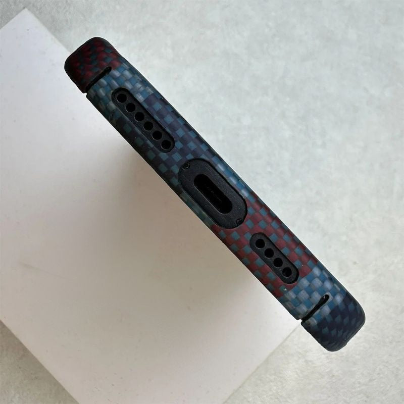 Premium iPhone Case — Real Carbon Fiber Aramid Ultra-Thin Full-Coverage Cover with No-Case Feel, Shockproof Anti-Fingerprint Lightweight Design
