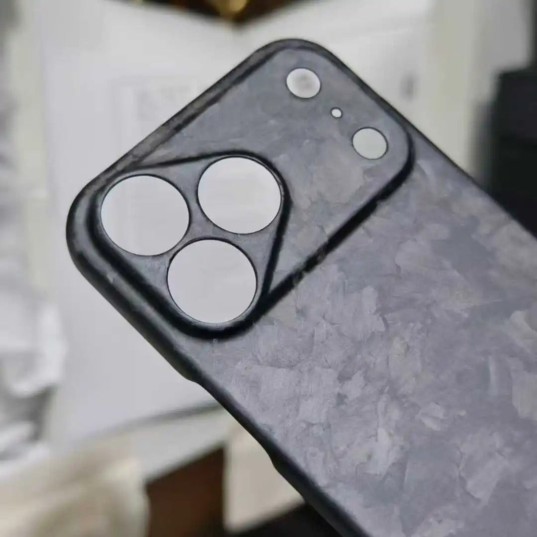 Premium iPhone Case — Real Forged Matte/Glossy Carbon Fiber Lightweight Cover with Anti-Fingerprint Tough Protection & Non-Slip Slim Design