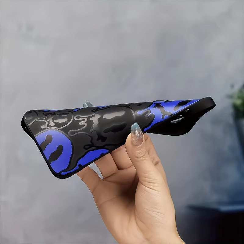 Luxury iPhone Case — Fashion Smile Face Pattern Silicone Cover with Soft-Touch Finish, Lightweight Protection & Everyday Grip Design