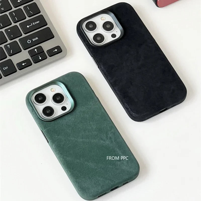 Luxury iPhone Case — Retro Flannel Magnetic Microfiber Cover with Matte Finish, Half-Wrapped Protection & MagSafe Wireless Charging Compatibility