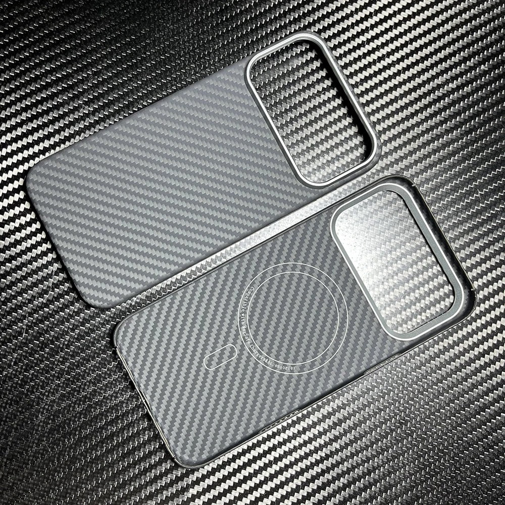 Luxury iPhone Case — Ultra-Thin Aramid Carbon Fiber MagSafe Cover with Full-Coverage Lightweight Protection and Durable Scratch-Resistant Texture