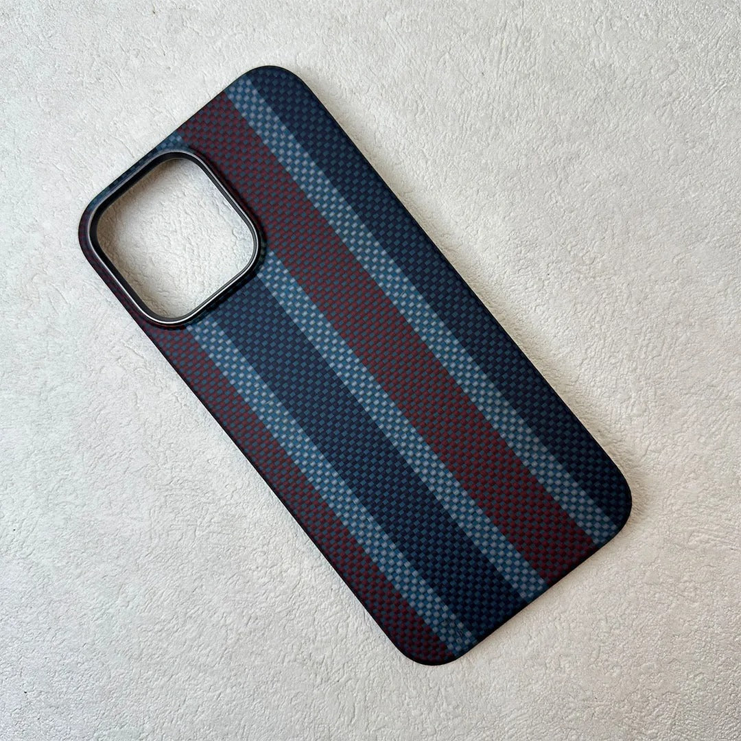 Premium iPhone Case — Real Carbon Fiber Aramid Ultra-Thin Full-Coverage Cover with No-Case Feel, Shockproof Anti-Fingerprint Lightweight Design