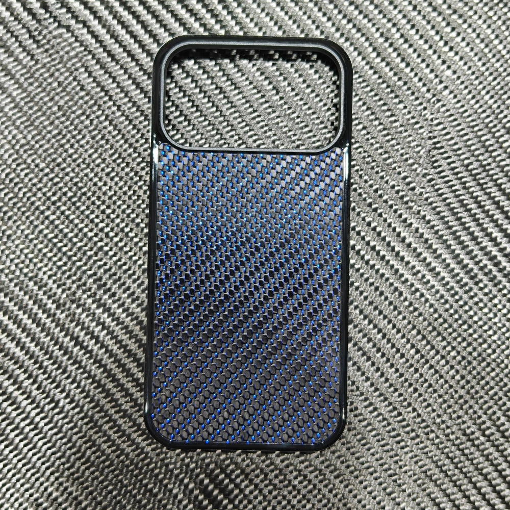Premium iPhone Case — Real Woven Carbon Fiber MagSafe Cover with Shockproof Dual-Layer Full-Coverage Protection & Lightweight Non-Slip Design