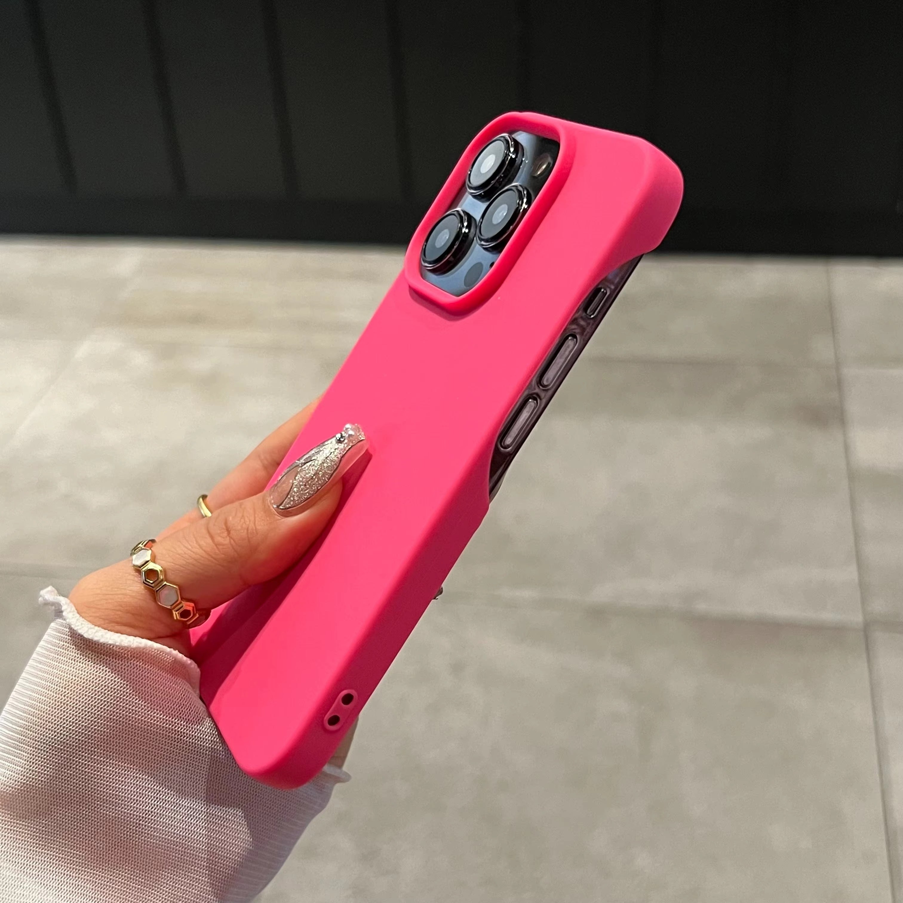 Ultra-Slim iPhone Case — Soft Silicone Pure-Color Matte Cover with Lightweight Shockproof TPU Design and Anti-Fingerprint Non-Slip Finish