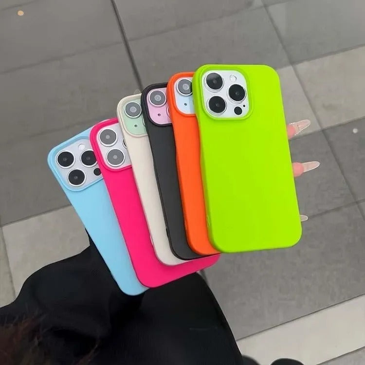 Ultra-Slim iPhone Case — Soft Silicone Pure-Color Matte Cover with Lightweight Shockproof TPU Design and Anti-Fingerprint Non-Slip Finish