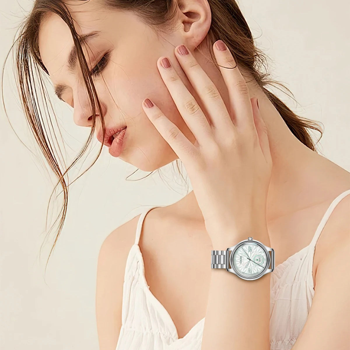 Ultra-Thin AMOLED Smart Watch with 1.32″ Round Display, Health Monitoring, Bluetooth Calling, Lightweight Fashion Fitness Tracker