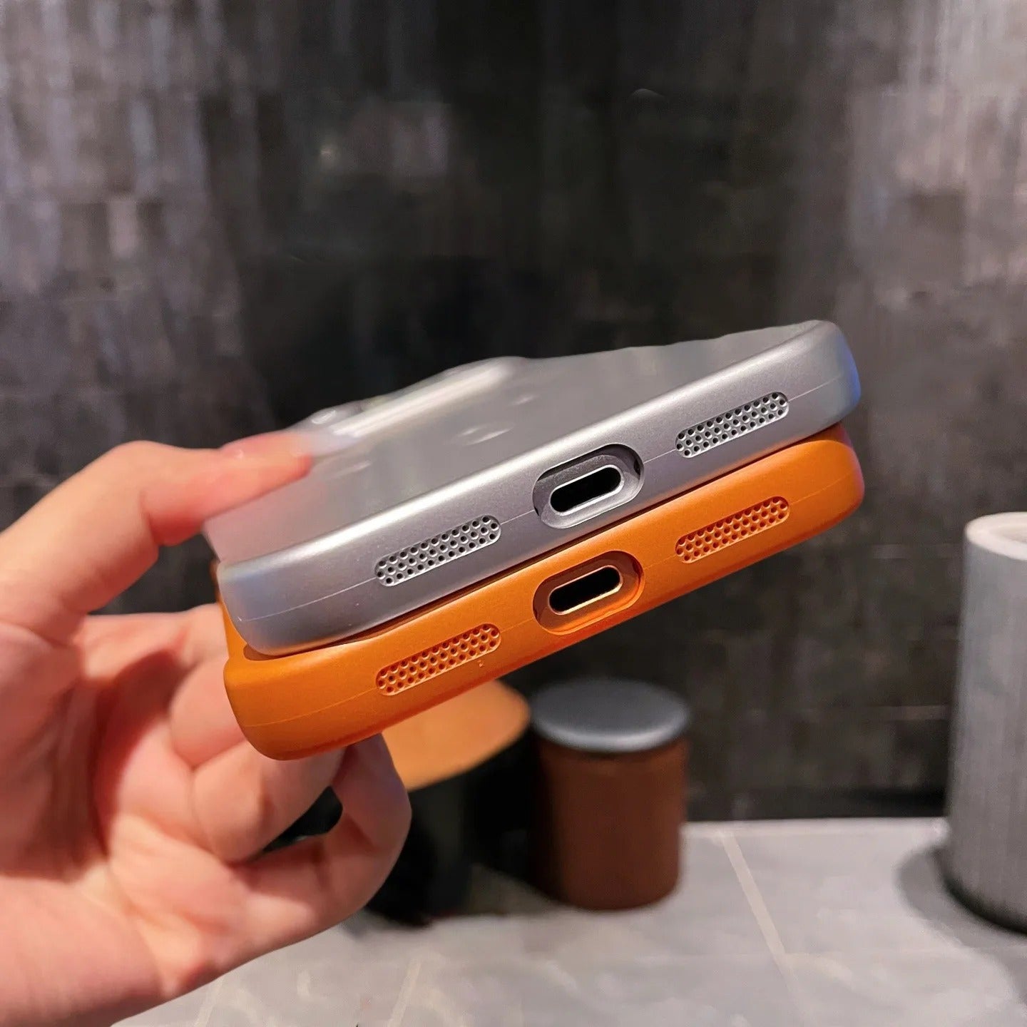 Ultra-Thin iPhone Case — PC Frameless Half-Wrapped Shockproof Cover, Anti-Fingerprint, Non-Slip, Lightweight Protective Design